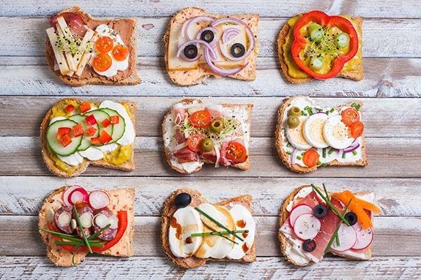 Make your toast fancy (and topped with veg!)