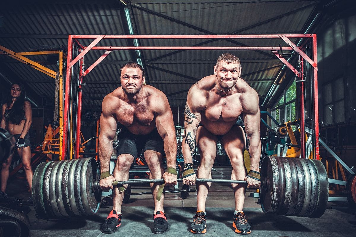 two-men-deadlift-heavy-weight-strong