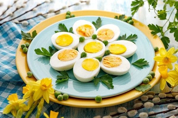 Egg yolks contain all vitamins, except for vitamin C!